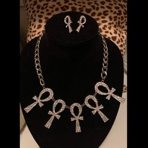 Designer Necklace&Earring Set(NEW NEVER WORN)